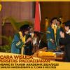 WISUDA UNPAD GEL III TA 2024-2025 FAKULTAS PSIKOLOGI OLEH REKTOR (6)