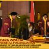 WISUDA UNPAD GEL III TA 2024-2025 SEKOLAH PASCASARJANA OLEH REKTOR (52)