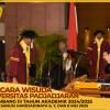 WISUDA UNPAD GEL III TA 2024-2025 SEKOLAH PASCASARJANA OLEH REKTOR (54)