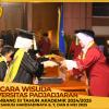 WISUDA UNPAD GEL III TA 2024-2025 FAKULTAS FARMASI OLEH DEKAN(051)