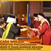 WISUDA UNPAD GEL III TA 2024-2025 FAKULTAS FARMASI OLEH DEKAN(057)