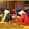 WISUDA UNPAD GEL III TA 2024-2025 FAKULTAS FARMASI OLEH DEKAN(065)