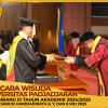 WISUDA UNPAD GEL III TA 2024-2025 FAKULTAS ILMU KOMUNIKASI OLEH DEKAN (85)