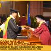 WISUDA UNPAD GEL III TA 2024-2025 FAKULTAS ILMU KOMUNIKASI OLEH DEKAN (86)