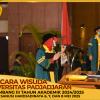 WISUDA UNPAD GEL III TA 2024-2025 FAKULTAS FARMASI OLEH REKTOR (13)