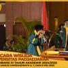 WISUDA UNPAD GEL III TA 2024-2025 FAKULTAS FARMASI OLEH REKTOR (15)