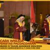 WISUDA UNPAD GEL III TA 2024-2025 FAKULTAS FARMASI OLEH REKTOR (56)