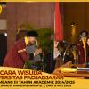 WISUDA UNPAD GEL III TA 2024-2025 FAKULTAS FARMASI OLEH REKTOR (60)