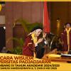 WISUDA UNPAD GEL III TA 2024-2025 FAKULTAS ILMU KOMUNIKASI OLEH REKTOR(082)