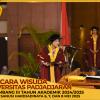 WISUDA UNPAD GEL III TA 2024-2025 FAKULTAS ILMU KOMUNIKASI OLEH REKTOR(094)