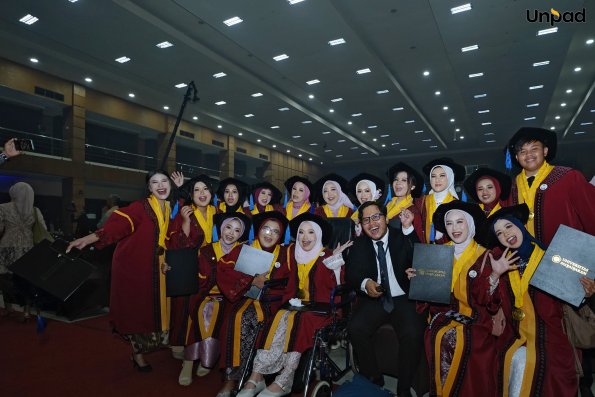 WISUDA UNPAD GEL III TA 2025-2026 (115)