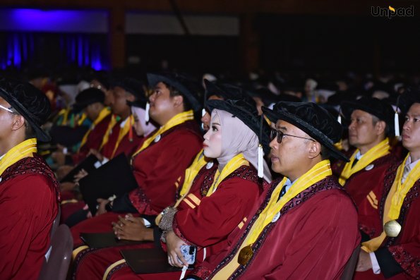 WISUDA UNPAD GEL III TA 2025-2026 (2)