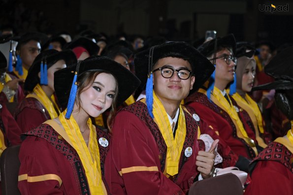 WISUDA UNPAD GEL III TA 2025-2026 (38)
