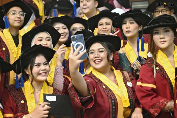 WISUDA UNPAD GEL III TA 2025-2026 (57)