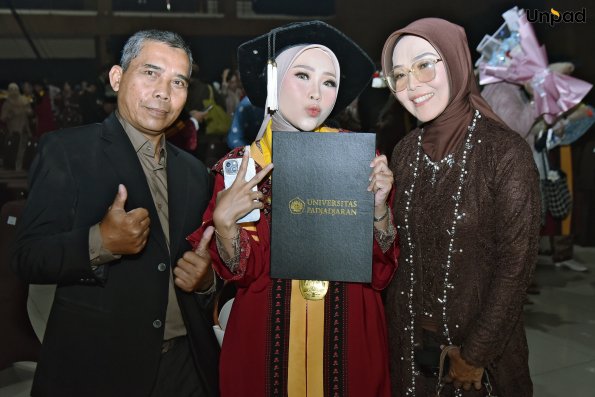 WISUDA UNPAD GEL III TA 2025-2026 (96)