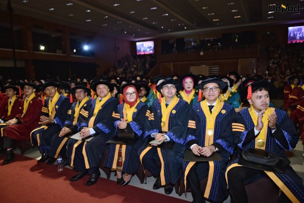 WISUDA UNPAD GEL III TA 2025-2026 (9)