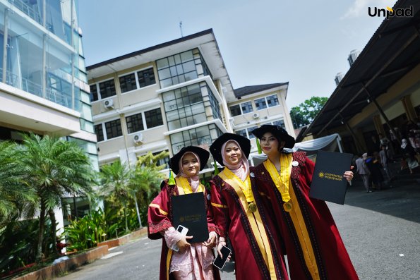 WISUDA UNPAD GEL III TA 2025-2026 (113)