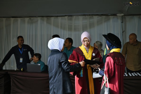WISUDA UNPAD GEL III TA 2025-2026 (17)