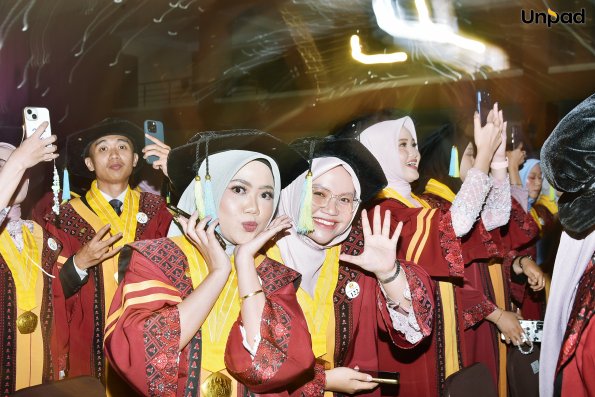 WISUDA UNPAD GEL III TA 2025-2026 (67)