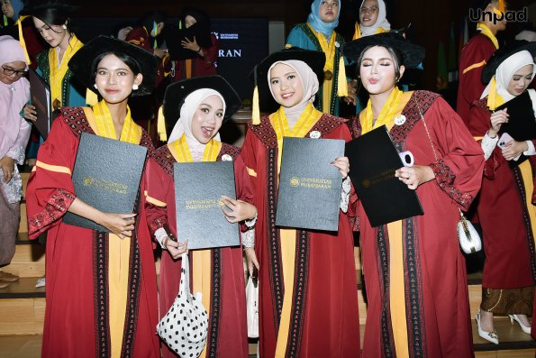 WISUDA UNPAD GEL III TA 2025-2026 (76)