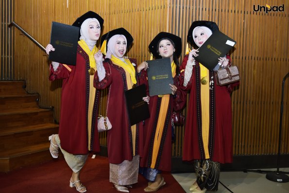 WISUDA UNPAD GEL III TA 2025-2026 (8)