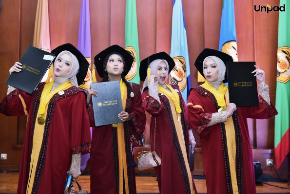 WISUDA UNPAD GEL III TA 2025-2026 (9)