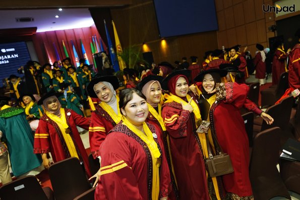 WISUDA UNPAD GEL III TA 2025-2026 (93)