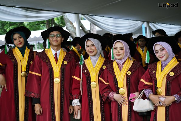 WISUDA UNPAD GEL III TA 2025-2026 (18)
