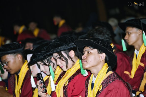 WISUDA UNPAD GEL III TA 2025-2026 (44)