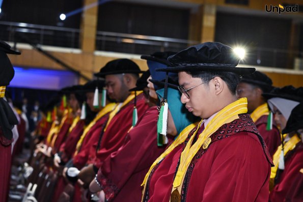WISUDA UNPAD GEL III TA 2025-2026 (49)