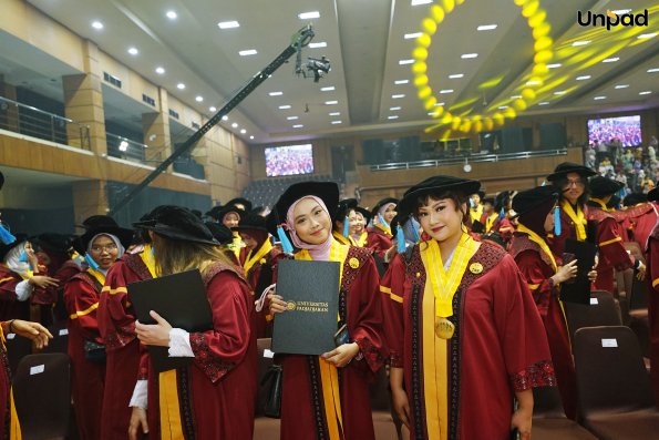 WISUDA UNPAD GEL III TA 2025-2026 (90)