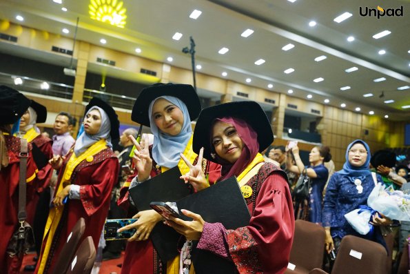 WISUDA UNPAD GEL III TA 2025-2026 (98)