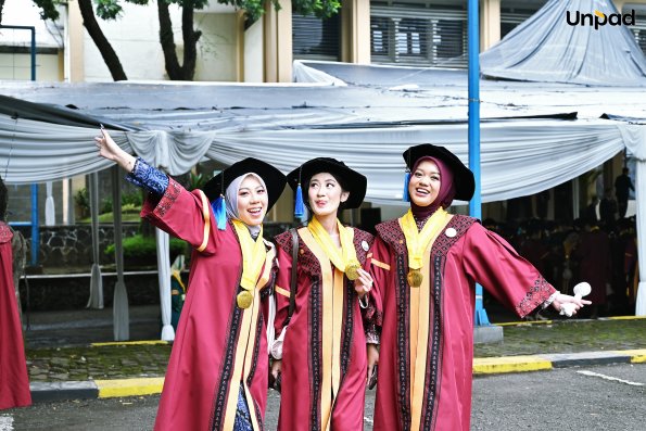 WISUDA UNPAD GEL III TA 2025-2026 (30)