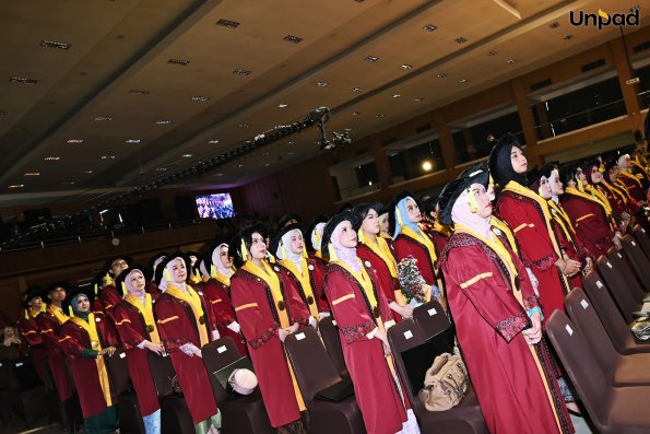 WISUDA UNPAD GEL III TA 2025-2026 (49)