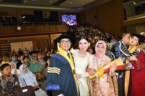 WISUDA UNPAD GEL III TA 2025-2026 (52)