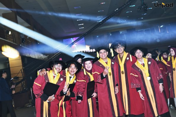 WISUDA UNPAD GEL III TA 2025-2026 (60)