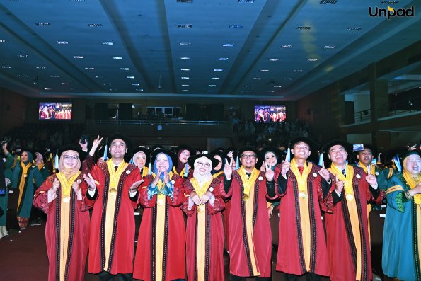 WISUDA UNPAD GEL III TA 2025-2026 (63)