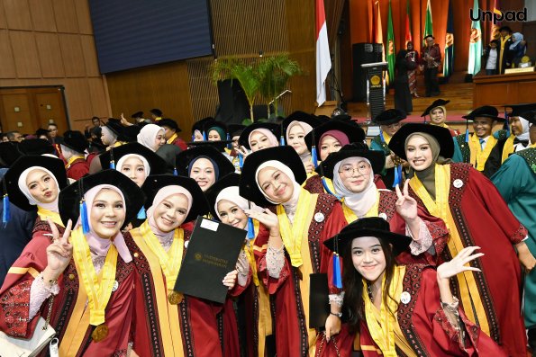 WISUDA UNPAD GEL III TA 2025-2026 (69)