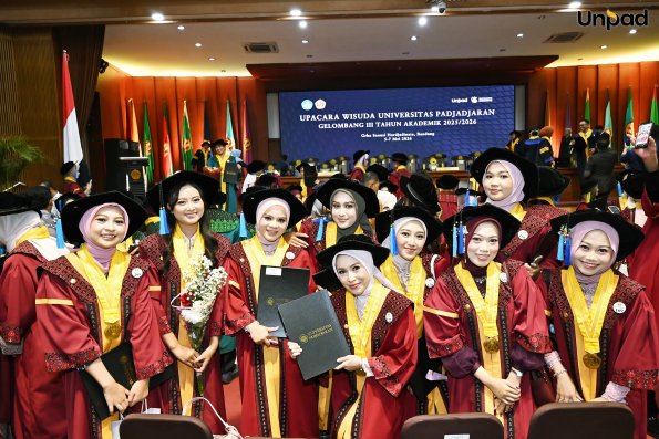WISUDA UNPAD GEL III TA 2025-2026 (72)