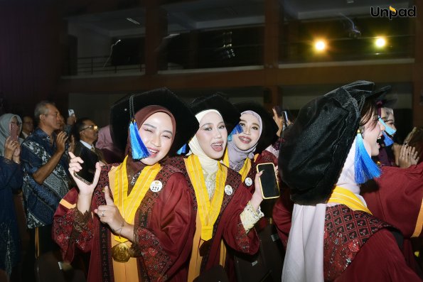 WISUDA UNPAD GEL III TA 2025-2026 (8)