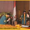 WISUDA UNPAD GEL III TA 2025-2026 HUKUM OLEH REKTOR (12)