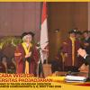 WISUDA UNPAD GEL III TA 2025-2026 KEDOKTERAN OLEH REKTOR (107)