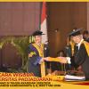 WISUDA UNPAD GEL III TA 2025-2026 KEDOKTERAN OLEH REKTOR (18)