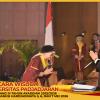 WISUDA UNPAD GEL III TA 2025-2026 KEDOKTERAN OLEH REKTOR (198)