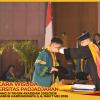WISUDA UNPAD GEL III TA 2025-2026 KEDOKTERAN OLEH REKTOR (64)