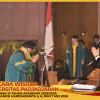 WISUDA UNPAD GEL III TA 2025-2026 KEDOKTERAN OLEH REKTOR (84)