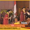 WISUDA UNPAD GEL III TA 2025-2026 FAKULTAS EKONOMI DAN BISNIS OLEH REKTOR (125)