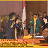 WISUDA UNPAD GEL III TA 2025-2026 FAKULTAS EKONOMI DAN BISNIS OLEH REKTOR (16)