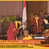 WISUDA UNPAD GEL III TA 2025-2026 FAKULTAS EKONOMI DAN BISNIS OLEH REKTOR (190)