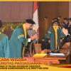 WISUDA UNPAD GEL III TA 2025-2026 FAKULTAS EKONOMI DAN BISNIS OLEH REKTOR (28)